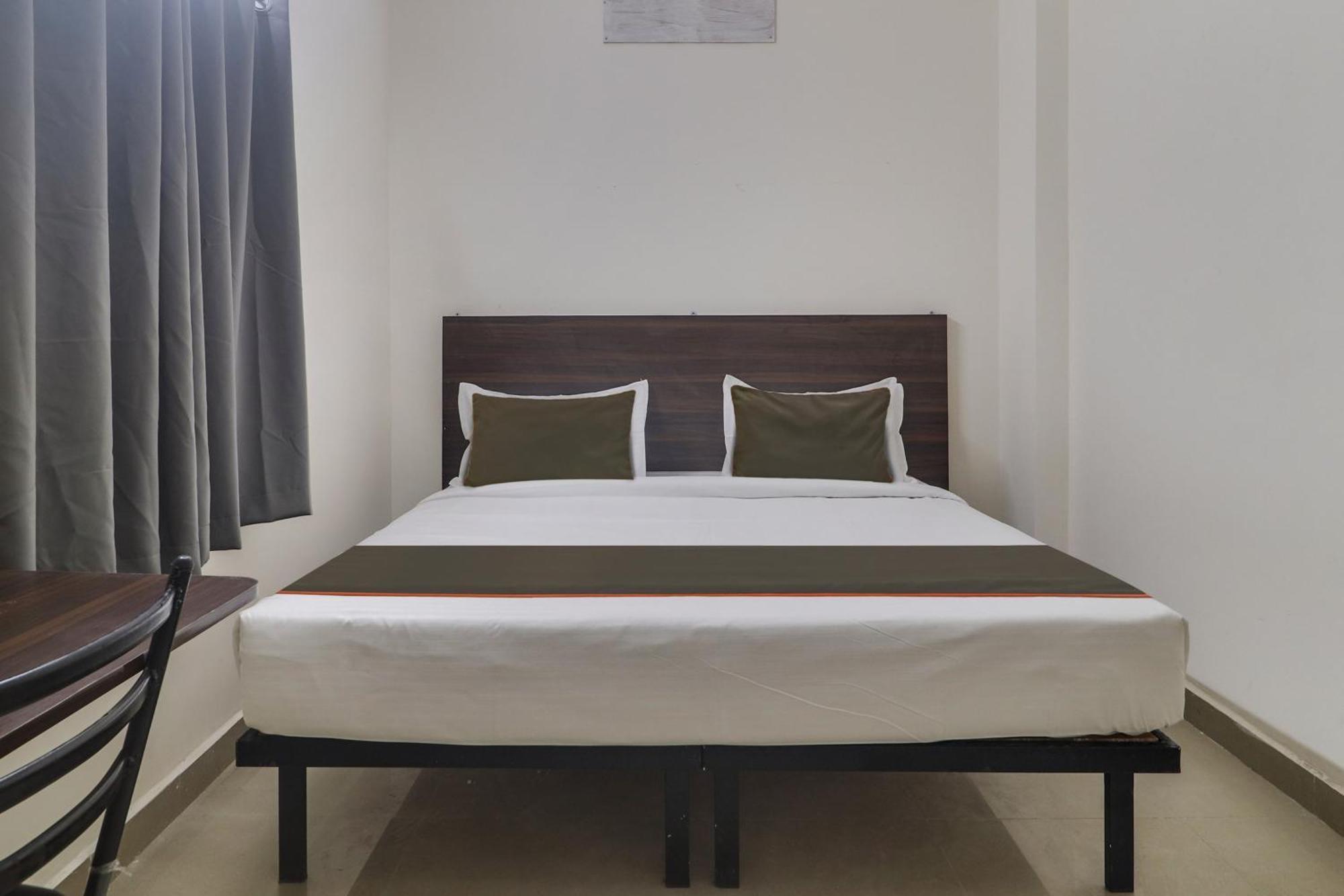 Hotel Collection O Sbr Kondapur Near Rto Office Hyderabad Exterior foto